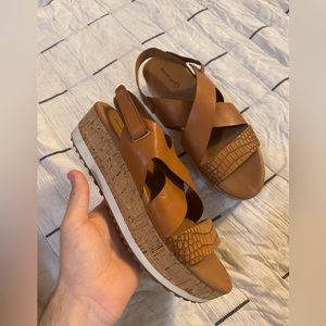 Women’s Baretraps Sandals